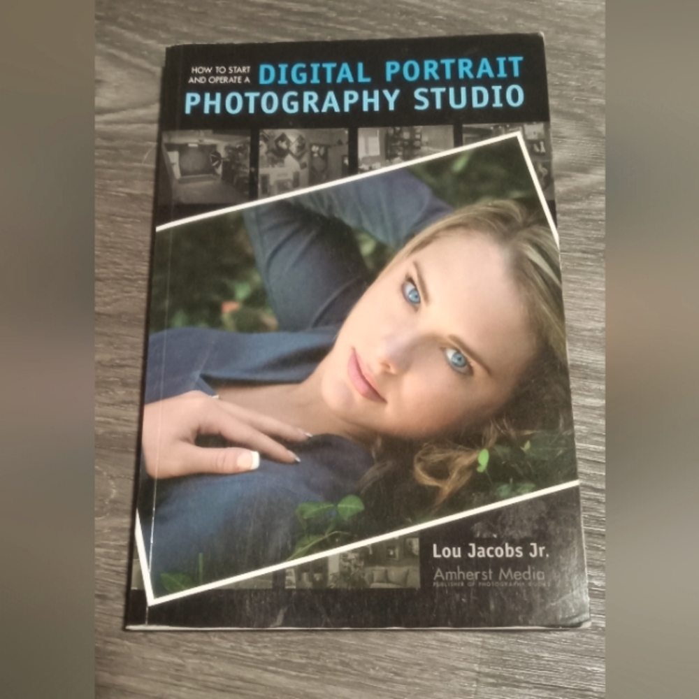 How to start and operate a digital portrait photography studio book.